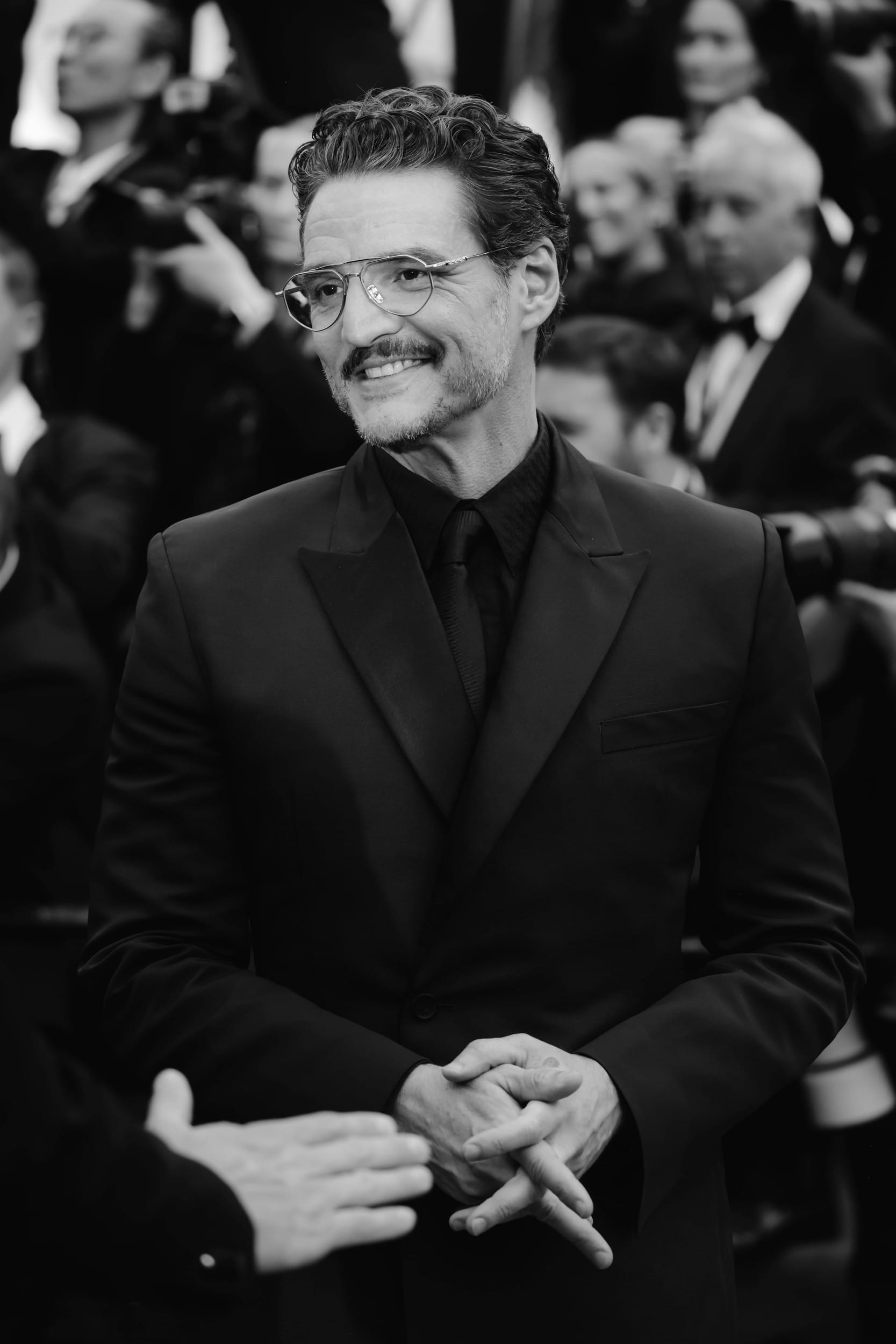 pedro pascal cannes 2025 red carpet photos